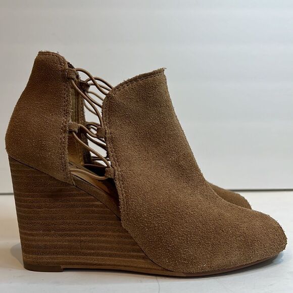 Lucky Brand Reevas Peep Toe Wedge Camel Suede Booties Size 8.5 - Picture 2 of 14